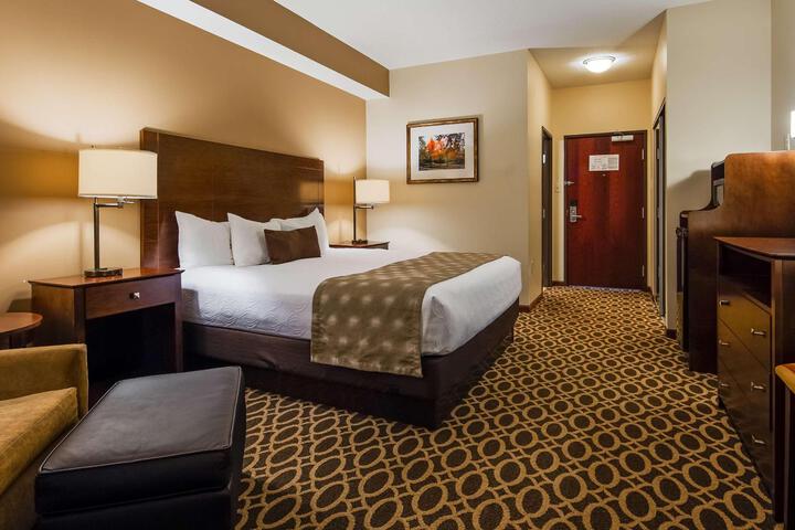 1 King Bed Introm Busns High Speed Iron Continental Breakfast (6 of 20)