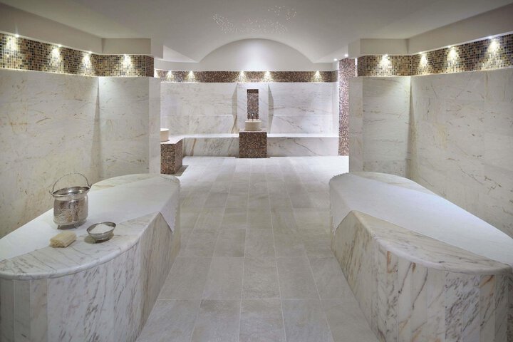 Hotel Interior 106 of 195