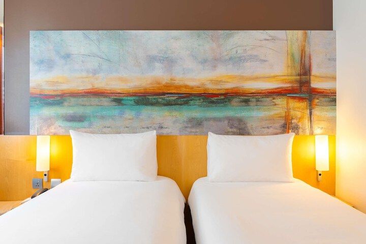 Room 20 of 95