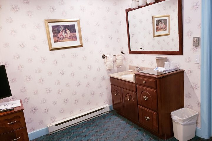 Room 75 of 206
