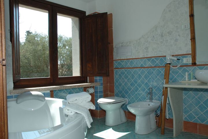 Bathroom Interior Photo