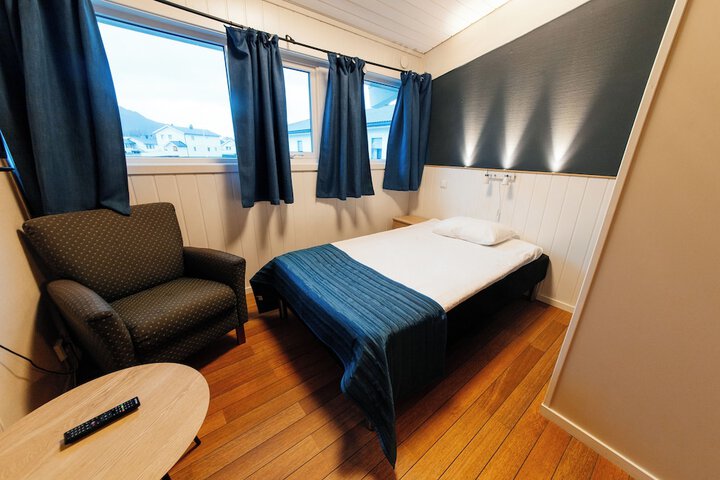 Room 35 of 199