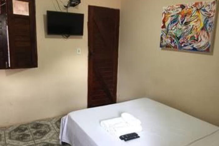 Room 27 of 48