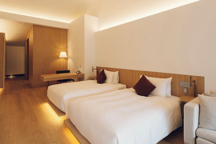 Room 45 of 131