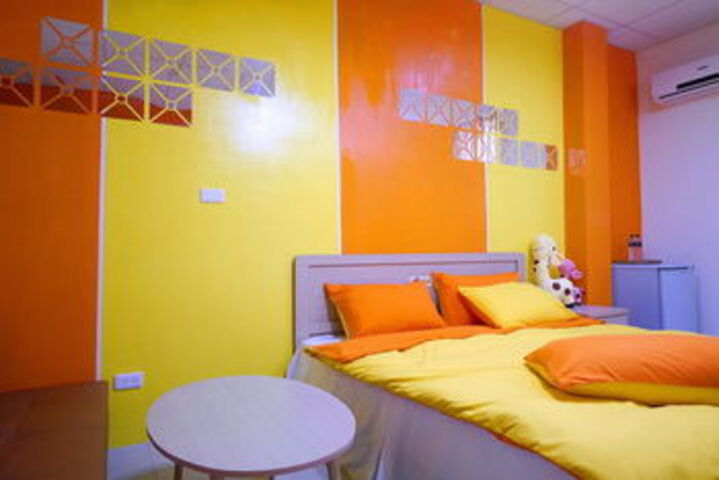 Room 16 of 48