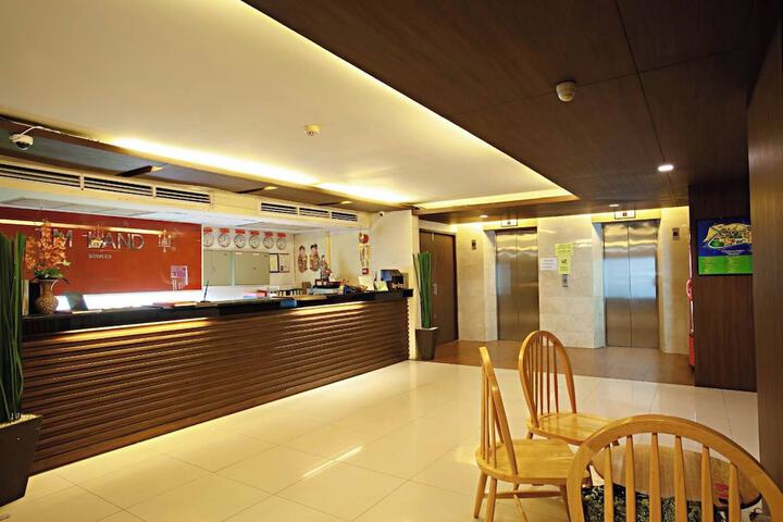 Hotel Interior 4 of 28