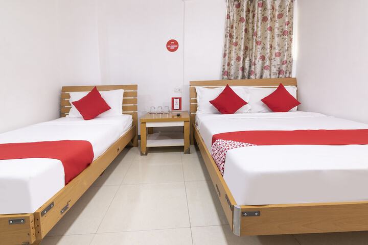 Room 9 of 31
