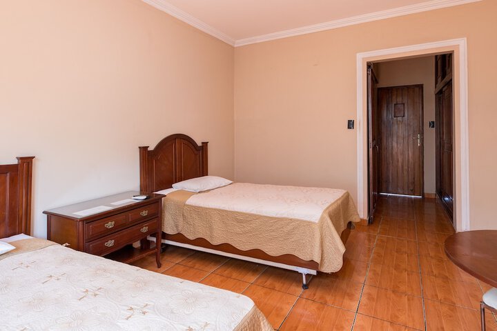 Room 14 of 40