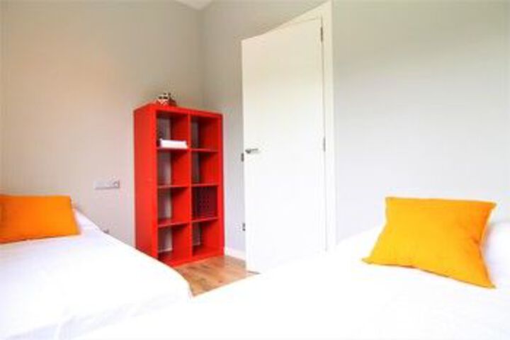 Room 74 of 176