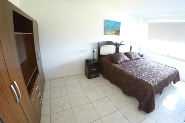 Room 13 of 74