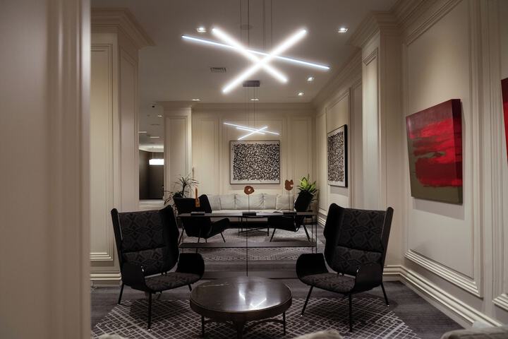 Entrance & Lobby
