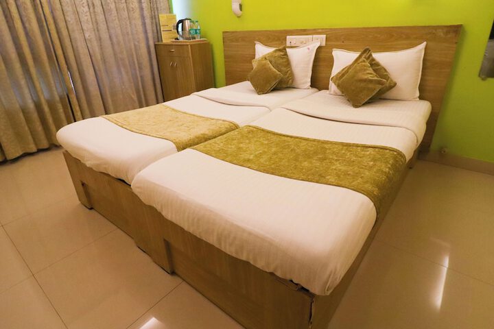 Room 47 of 102
