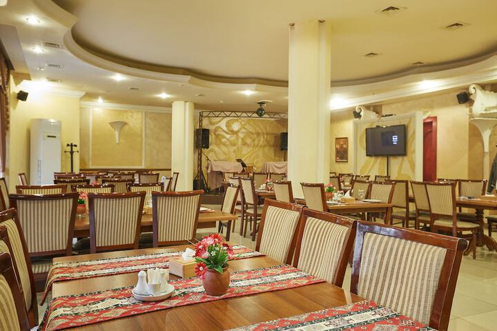 Dining 113 of 126