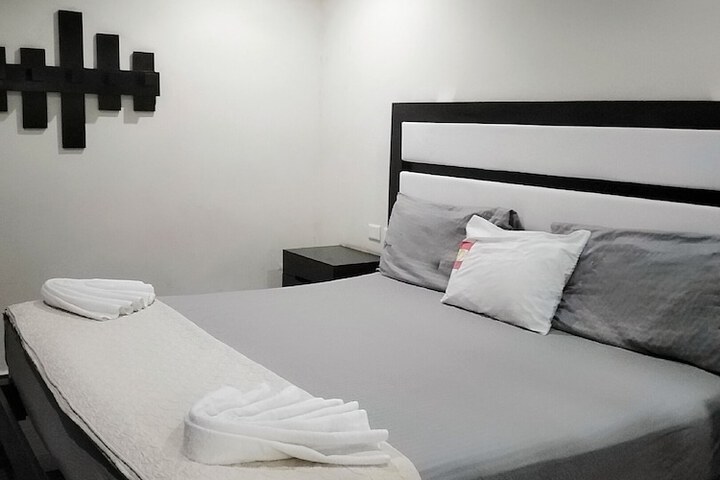 Room 5 of 30