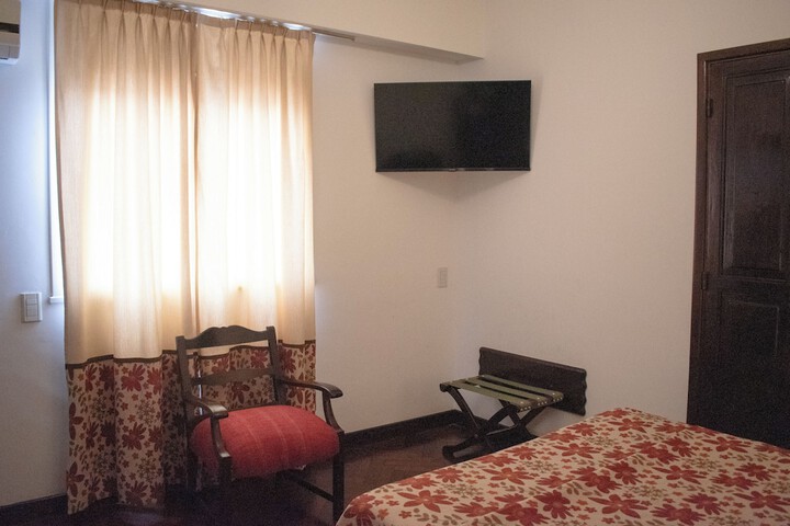 Room 33 of 119