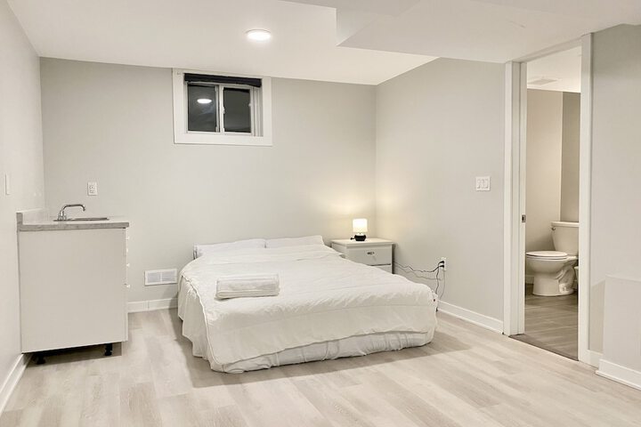 Room 11 of 54