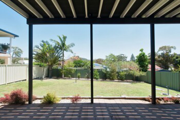 Hotel Exterior 7 of 21