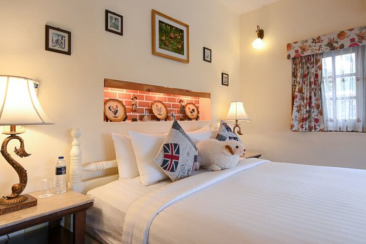 Room 35 of 157