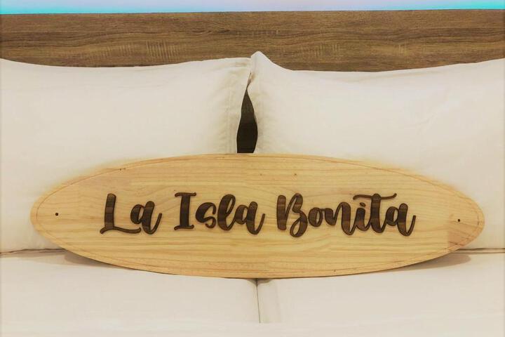 Photo of La Isla Bonita