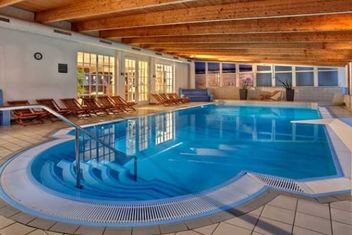 Pool 12 of 42