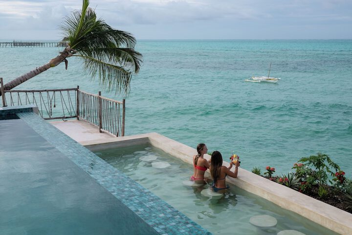Pool 82 of 136