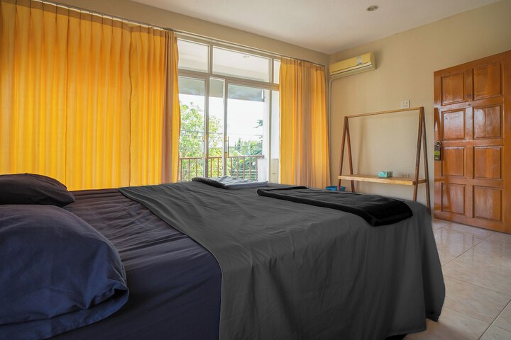 Room 9 of 64