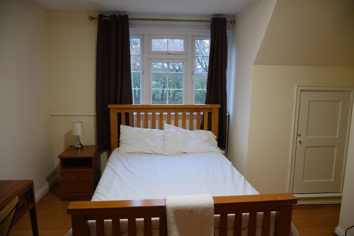 Room 20 of 34