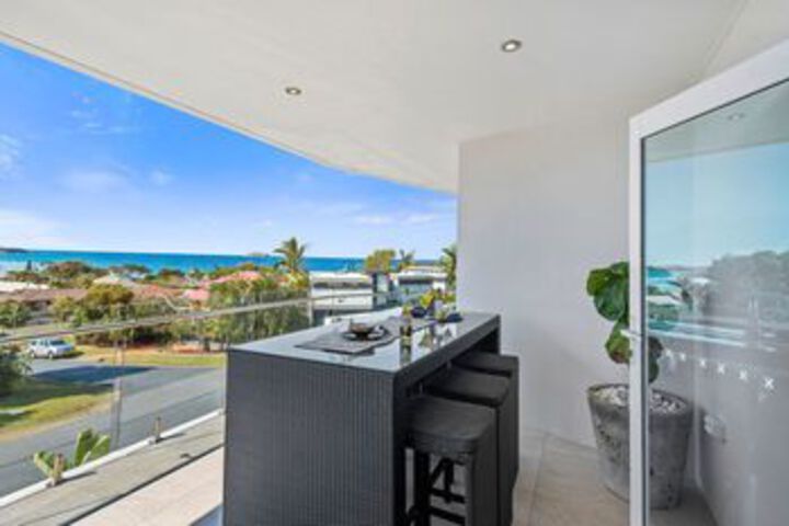 Terrace/Patio 4 of 26