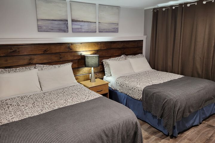 Room 12 of 33