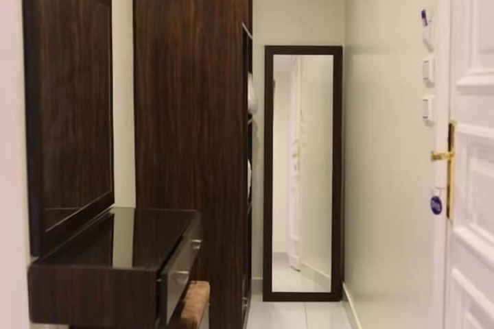 Room 13 of 26