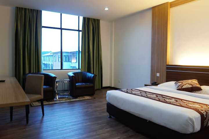 Room 8 of 52