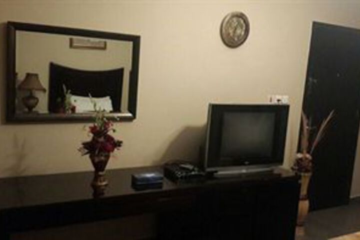 Room 20 of 27