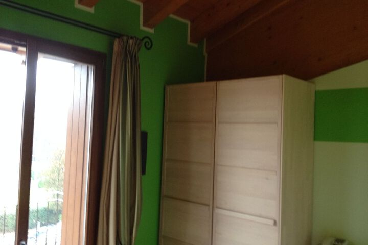 Room 7 of 48