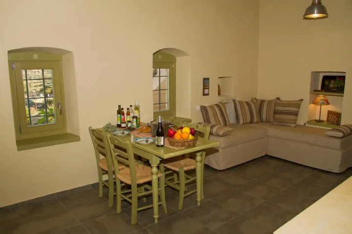 General 7 of 16