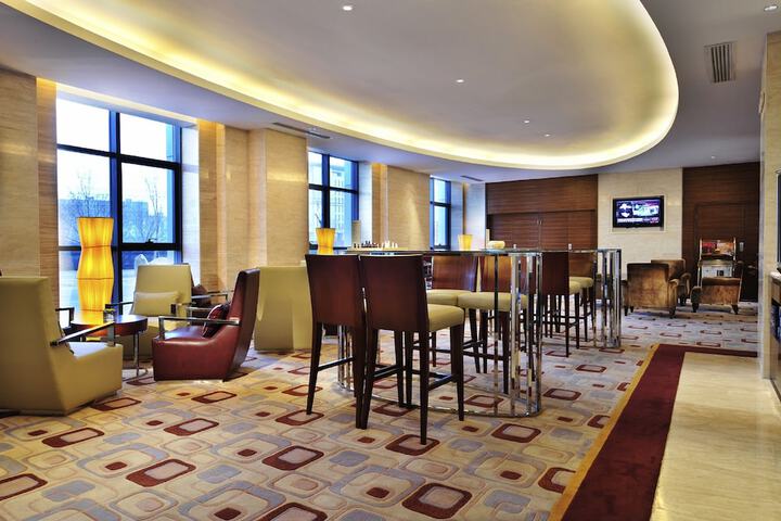 Hotel Interior 4 of 107