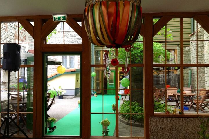 Ballroom/Hall 68 of 115