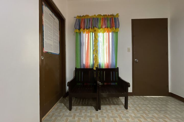 Room 103 of 200