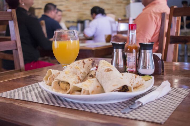 Breakfast/Coffee Service 56 of 65