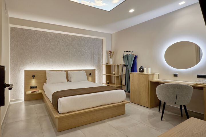 Room 34 of 59