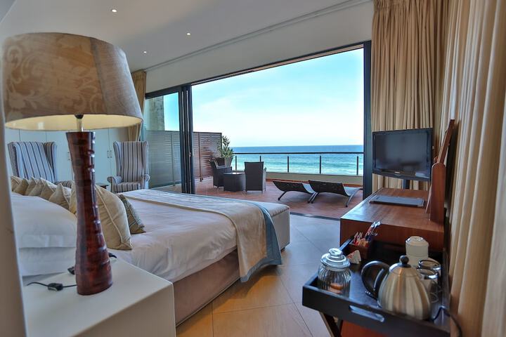 Room 5 of 73