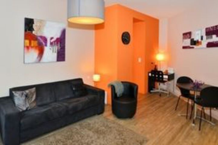 Room 8 of 8
