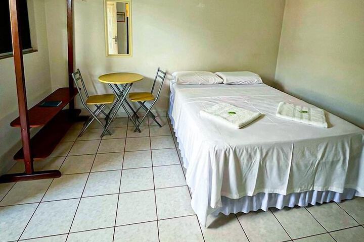 Room 4 of 20