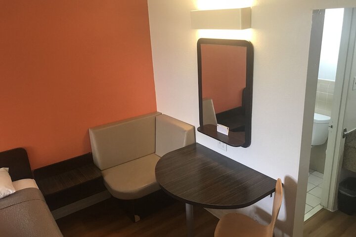 Room 11 of 49