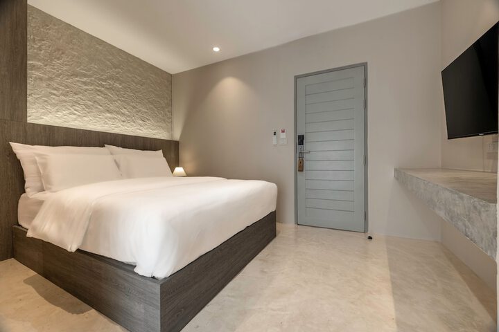 Room 10 of 41