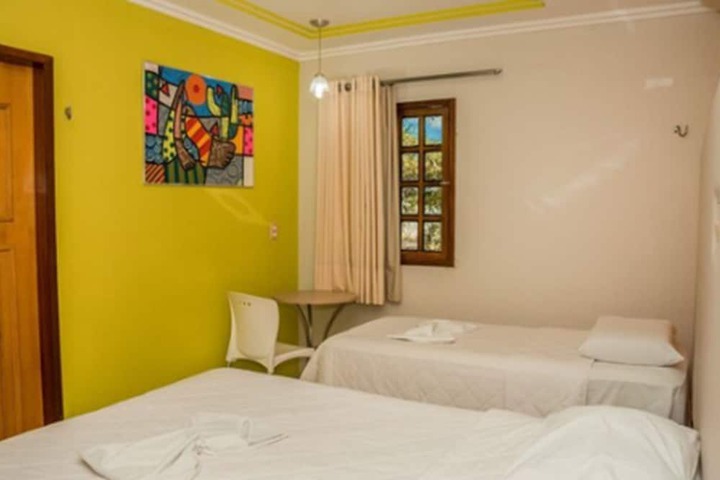 Room 3 of 82