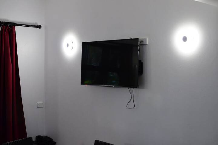Room 32 of 89