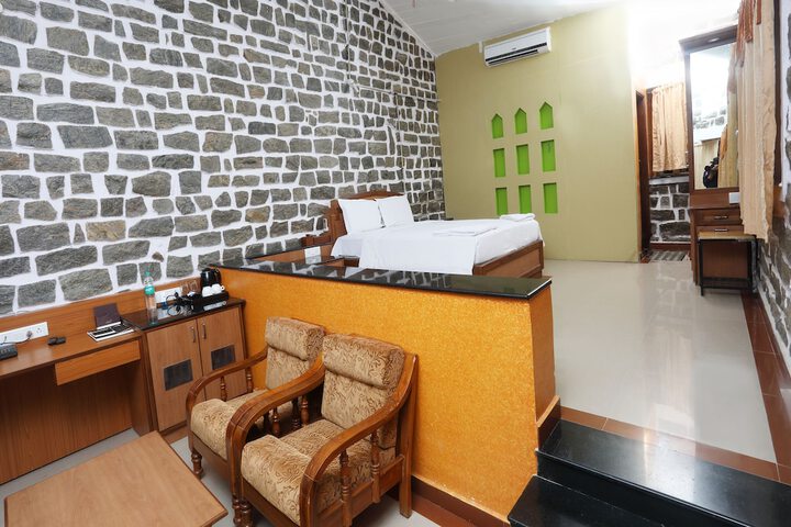 Room 10 of 45