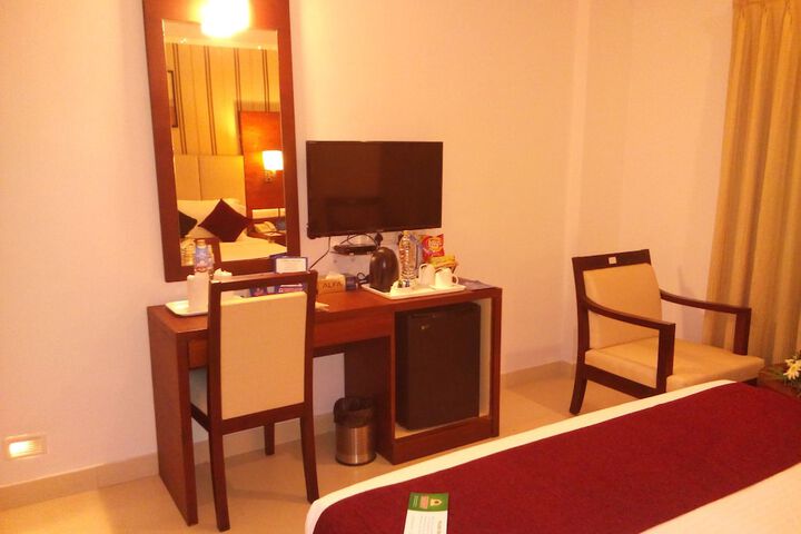 Room 9 of 21