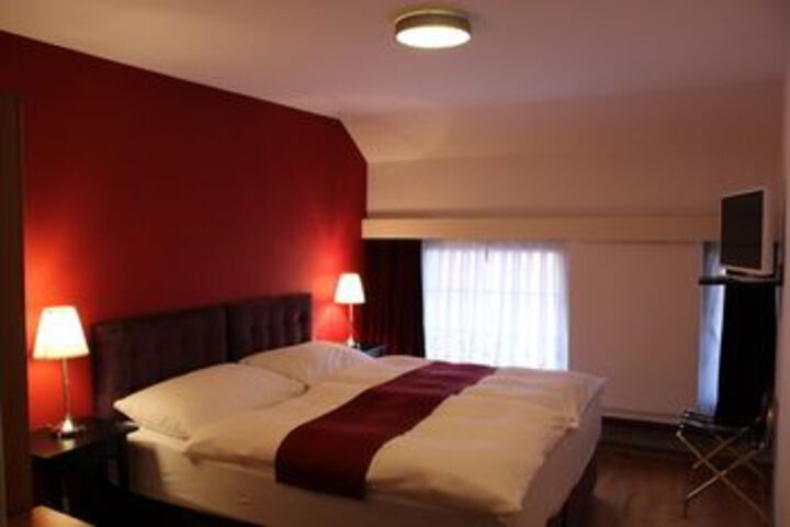 Room 39 of 60