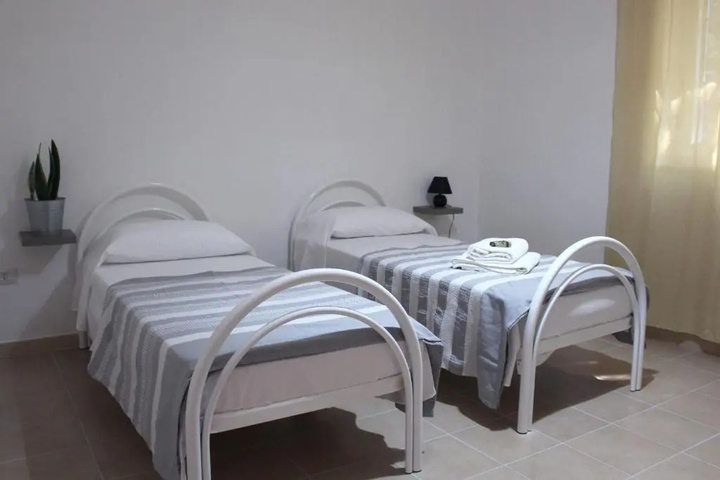 Room 3 of 13